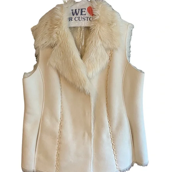 Microsuede Vest Off White Faux Fur Collar Lining Pockets & Hidden Hook Eye Close - Picture 8 of 10